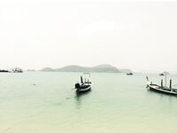 Пхукет, Раваи и платник: лодки, волна, монстры в пруду