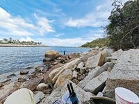 Рыбалка Ялонг Бей недалеко от Санья, Хайнань. Сети, волны и одна поклевка барракуды