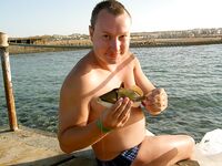 Хургада марина, отвес с пирса: макароны и сыр насадкой по ставриде