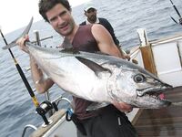 Морская рыбалка на рифе Святого Джона: неделя джига и поппинга на лайвборде