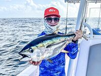 МОРСКАЯ РЫБАЛКА НА МАЛЬДИВАХ: BIG GAME, джиг и поппинг в начале июня