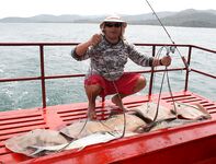 Паттайя, пирс Бали Хай: скаты 6-7 кг на джиг, кайф потянуть вдвоём