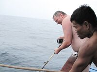 Ко Тао, троллинг и якорная ловля, макрель и морская качка на волне