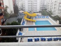 Лара ураган и ливень на берегу: спиннинг по волне и два срыва подряд