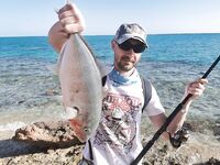 Алания - сравнение береговой ловли: пилькеры, каранксы и сарган