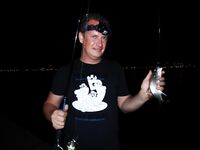 Новороссийск — вечерний карась, ночью скорпена: Power Isome и луна в Бухте