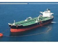 Разлив у терминала: по снимкам пятно ушло западнее, берег чистый