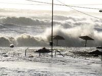 Чёрное море в шторм: отметка для себя — не путать рябь и реальное «месиво»