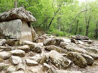 Геленджик, Тонкий мыс: смарида на мах и кивок; вода 11–12°, микроджиг уступил