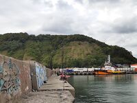 Порт Туапсе — чуларка на манку, я ловил мелкого ласкиря на маракью, штиль за стенкой