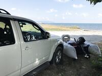 Ласковое море и короткая пометка об условиях: без деталей по снастям и времени