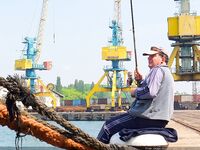 Конец мая: ставридка, барабулка, но берегись морского дракона