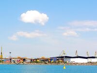 Порт Бургас: мелкая ставридка, уха на камбузе и «пивная» погода