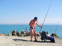 После шторма в Поморие: скаты ушли вглубь, остались ставридка и сингиль