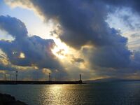 Порт Бургас перед штормом: утренние кадры и сборы под погоду