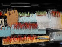 «Жадный самодур»: 10–40 крючков, флюоркарбон, светящийся бисер и вертикальный джиг