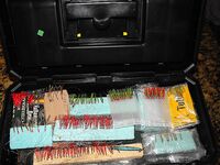 «Жадный самодур»: 10–40 крючков, флюоркарбон, светящийся бисер и вертикальный джиг