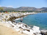 Греция без снастей и Болгария с креветкой: ветер в портах и «мертвая волна»