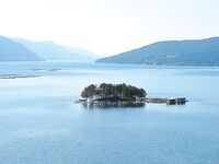 Греция без снастей и Болгария с креветкой: ветер в портах и «мертвая волна»