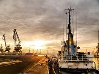 Зима пришла — снег, холод, снасти сохнут