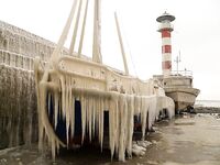 Полярная вибрация пришла — клев выключило, ушли греться