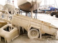 Полярная вибрация пришла — клев выключило, ушли греться