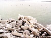 Полярная вибрация пришла — клев выключило, ушли греться