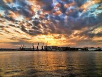 Фото из Бургаса: визуальная заметка без описаний снастей и временных окон