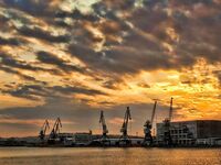 Фото из Бургаса: визуальная заметка без описаний снастей и временных окон