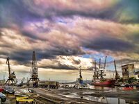 Жезл, весенний ливень и град: вышел на луфаря со стальной поводкой, природа накрыла