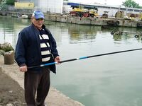 Самодур на 15 крючков: по 4–5 рыб за заброс, но спина просит пауз и смены темпа