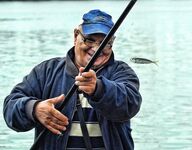 Самодур на 15 крючков: по 4–5 рыб за заброс, но спина просит пауз и смены темпа