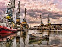 Рыбный рынок: ставрида ушла, тянули мелочь, погода пасмурная под луфаря