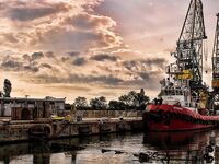 Рыбный рынок: ставрида ушла, тянули мелочь, погода пасмурная под луфаря