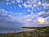 Поморие, фотосессия вместо луфаря: Пасха, новая камера и мелкая ставрида на самодур