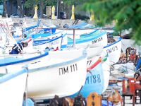 Поморие, фотосессия вместо луфаря: Пасха, новая камера и мелкая ставрида на самодур