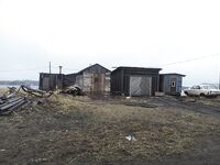 Стоянок много, 220 по договоренности: колодец есть, воду лучше привезти