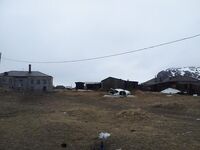 Стоянок много, 220 по договоренности: колодец есть, воду лучше привезти