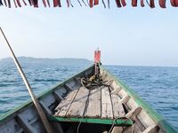 Бенгальский залив, Мьянма — «маленькая» рыбалка на чёрных камнях