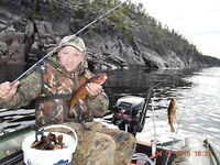 Дом дедушки у стоянки и точки по Летней: мидии и пескожил