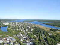 Мишки в Чупе гуляли осенью — детей провожали до школы