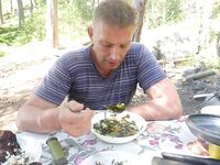 Июль 2018, жара: купание каждый день, треска, мидии и щенкам ищут дом