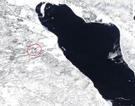 Южак дует, промоина у Оленьего растёт — к майскому броску готовимся, где треску искать?