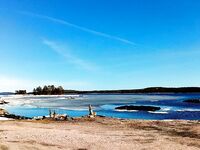 Пулонга, площадка у корабля и деревянного причала — потравить душу кадрами