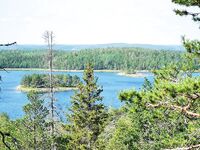 15–18 числа: по рыбе слабовато, мотор кашлял на банке, черники море — купались и отдыхали