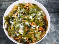 Карелия, летняя треска 9 800: печень шикарная, салат из морской капусты и морошка в радость