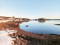 Чупа во льду, а Пулонга чистая — треску можно ловить при −12, осторожно со льдом