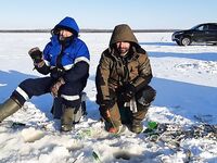 Трещит лёд и смеются поморы