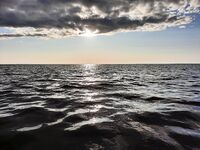 Последние тёплые дни у моря