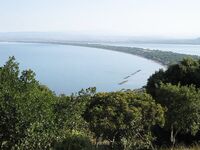 Тоскана, Марина ди Гроссето — рыбалка у молов, поплавки и спорная кефаль